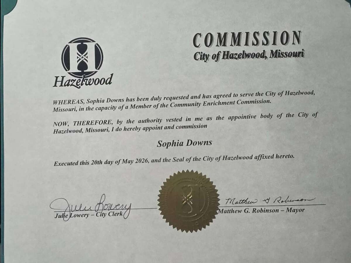 Commission document appointing Sophia Downs to the City of Hazelwood Community Enrichment Commission